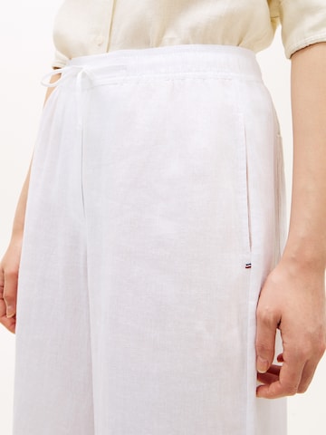 Wide Leg Pantalon 'ESS' TOMMY HILFIGER en blanc