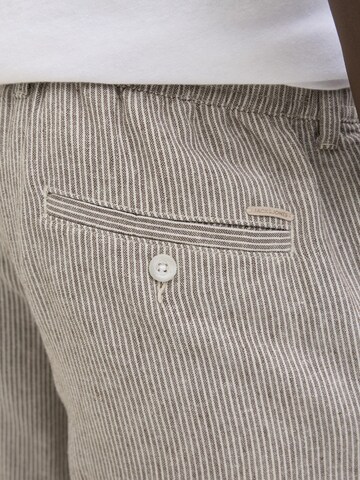 JACK & JONES Regular Trousers in Brown