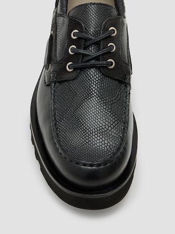 AllSaints Fűzős cipő - fekete