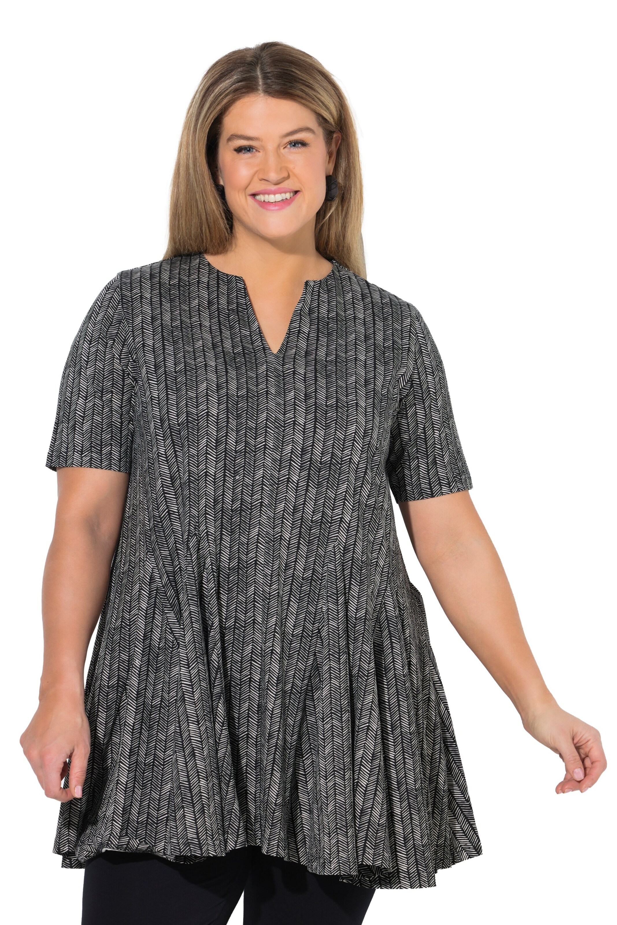 Ulla Popken Blouse in Black: front