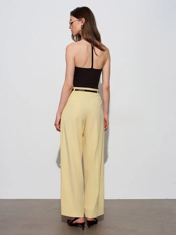 Dilvin Wide leg Broek in Geel