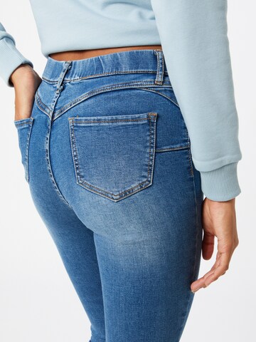 Slimfit Jeans de la Hailys pe albastru