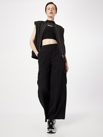 Urban Classics Wide leg Παντελόνι cargo σε μαύρο