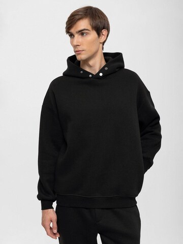 Antioch Sweatshirt in Schwarz: predná strana