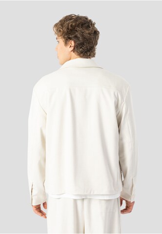 Comfort fit Camicia di Elias Rumelis in bianco