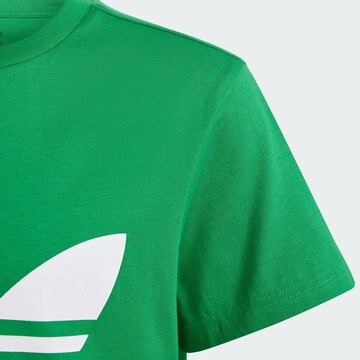 T-Shirt 'Trefoil' ADIDAS ORIGINALS en vert