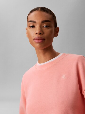 Calvin Klein Jeans Sweatshirt in Pink
