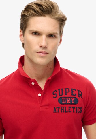 T-Shirt Superdry en rouge