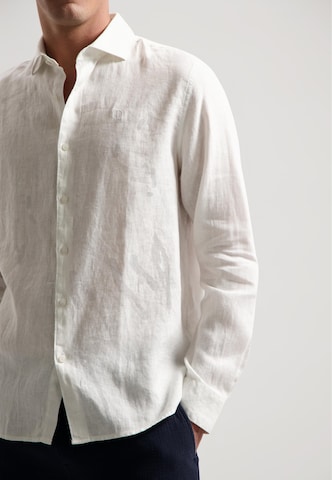 Dstrezzed Regular fit Button Up Shirt in White