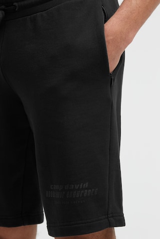 CAMP DAVID Regular Sweatshorts mit Label Print in Schwarz