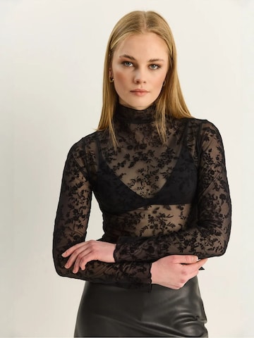 Bianco Lucci Blouse in Black