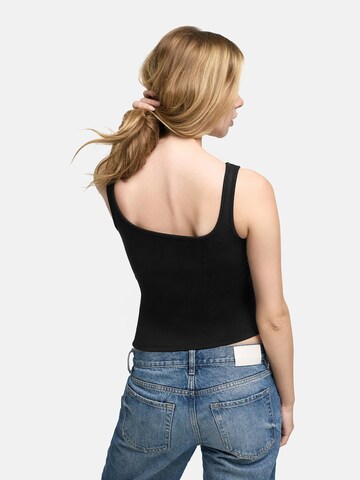 cfab (formerly creamy fabrics) - Top 'Cotton Tank with Built-In Wireless Bra' en negro