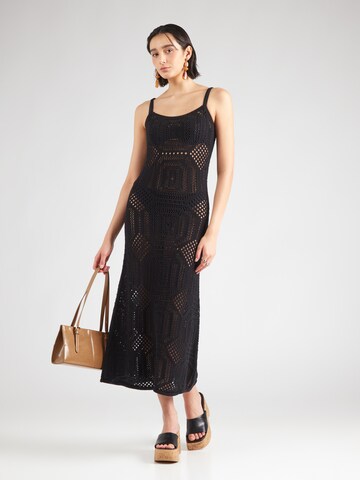 Robes en maille 'VIPAM' VILA en noir : devant