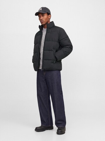 JACK & JONES Talvitakki 'JJLupo' värissä musta