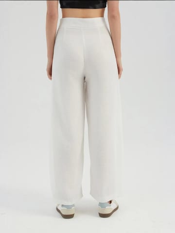 Hiccup Wide Leg Hose in Weiß