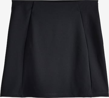Next Hame värissä musta: etupuoli