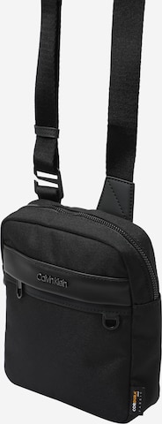 Calvin Klein Crossbody Bag in Black