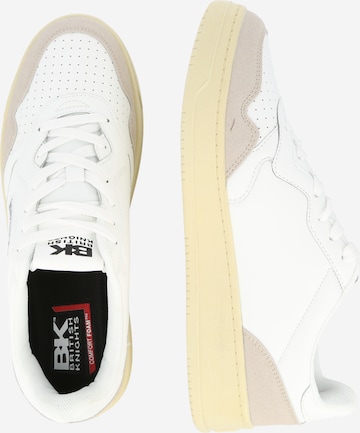 Sneaker low 'NOORS' de la BRITISH KNIGHTS pe alb