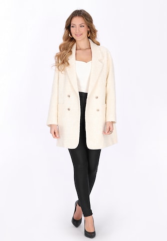 faina Between-seasons coat 'Festive' in White