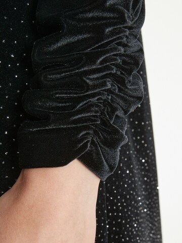 Ana Alcazar Kleid ' Taheli ' in Schwarz