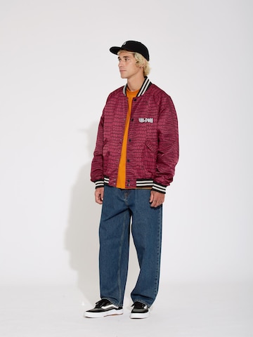 Volcom Between-Season Jacket 'Todd Bratrud' in Purple