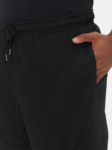 Loosefit Pantaloni sportivi di JACK & JONES in nero