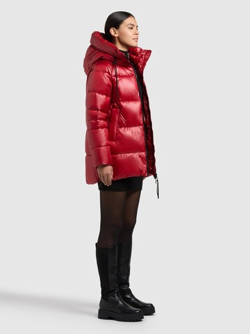 sarkans khujo Ziemas jaka 'Cara'