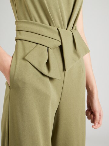 Vera Mont - Jumpsuit en verde