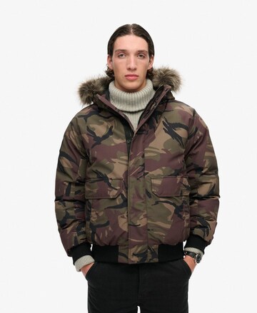 Superdry Winterjas 'Everest' in Groen: voorkant