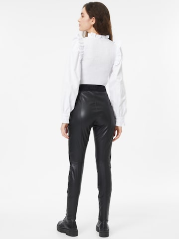 MAC Skinny Leggings in Schwarz