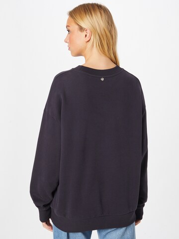 Rich & Royal Sweatshirt in Blau