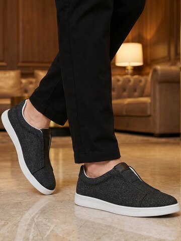 ALLTHEMEN Classic Flats 'Gleiten' in Grey