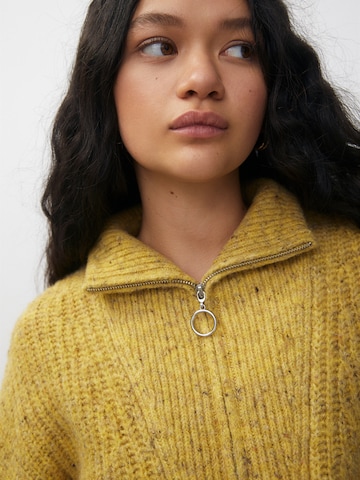 Pull&Bear Oversized sweater in Yellow