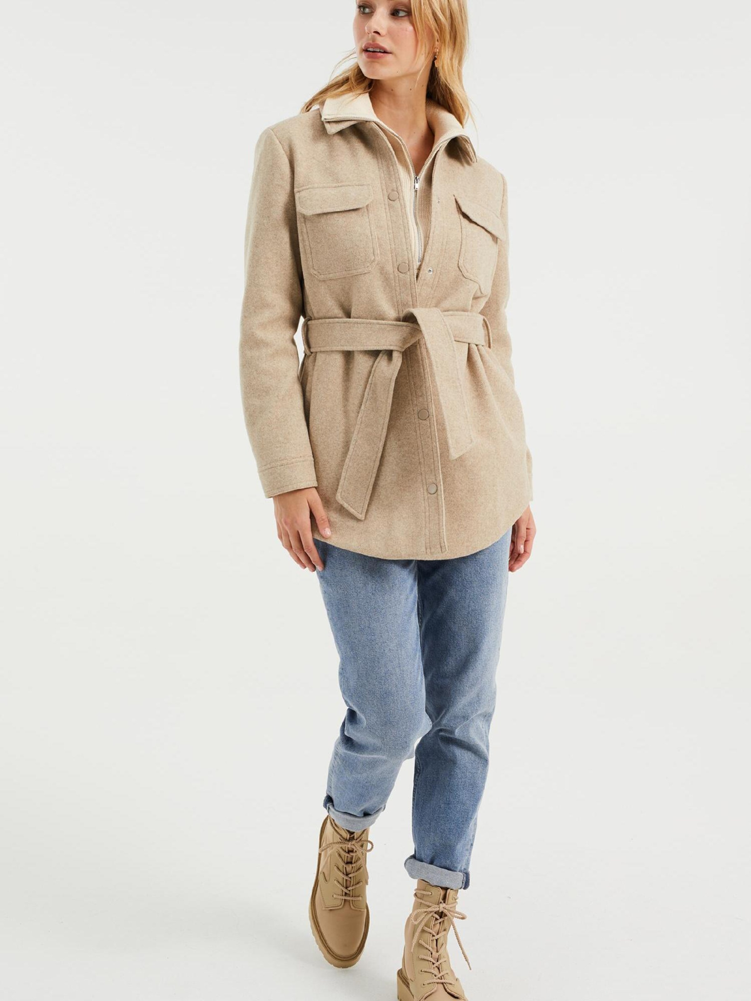 Frauen Große Größen WE Fashion Mantel in Beige - EU60961 Frauen Große Größen WE Fashion Mantel in Beige - EU60961