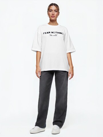 T-shirt ' Noa F ' trueprodigy en blanc