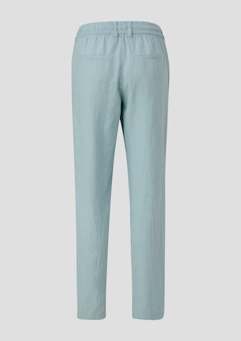 QS Regular Pleat-Front Pants in Blue: back