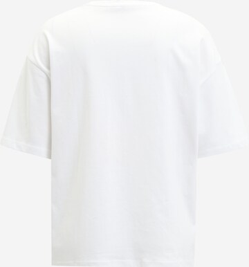 T-shirt 'HALIA' Only Tall en blanc