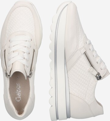 Baskets basses 'Nappa' GABOR en blanc