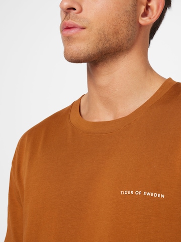 T-Shirt Tiger of Sweden en marron