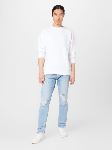 Calvin Klein Jeans Sweatshirt i vit