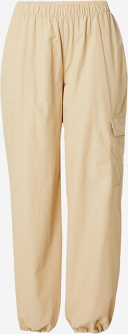 Calvin Klein Jeans Tapered Cargo Pants in Beige: front