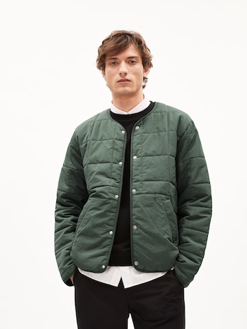 ARMEDANGELS Between-Season Jacket 'SAANDON' in Green: front