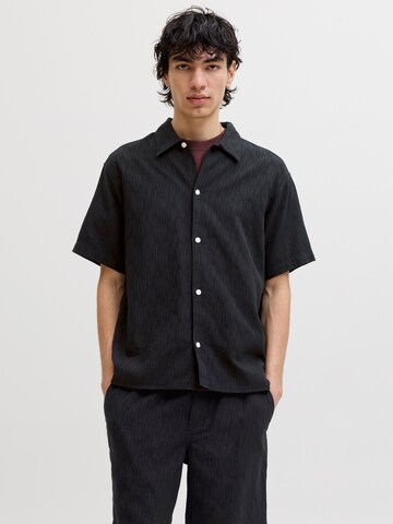 JACK & JONES - Comfort Fit Camisa 'JORMONTAUK' em preto: frente