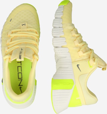 NIKE Αθλητικό παπούτσι 'Metcon 5' σε κίτρινο