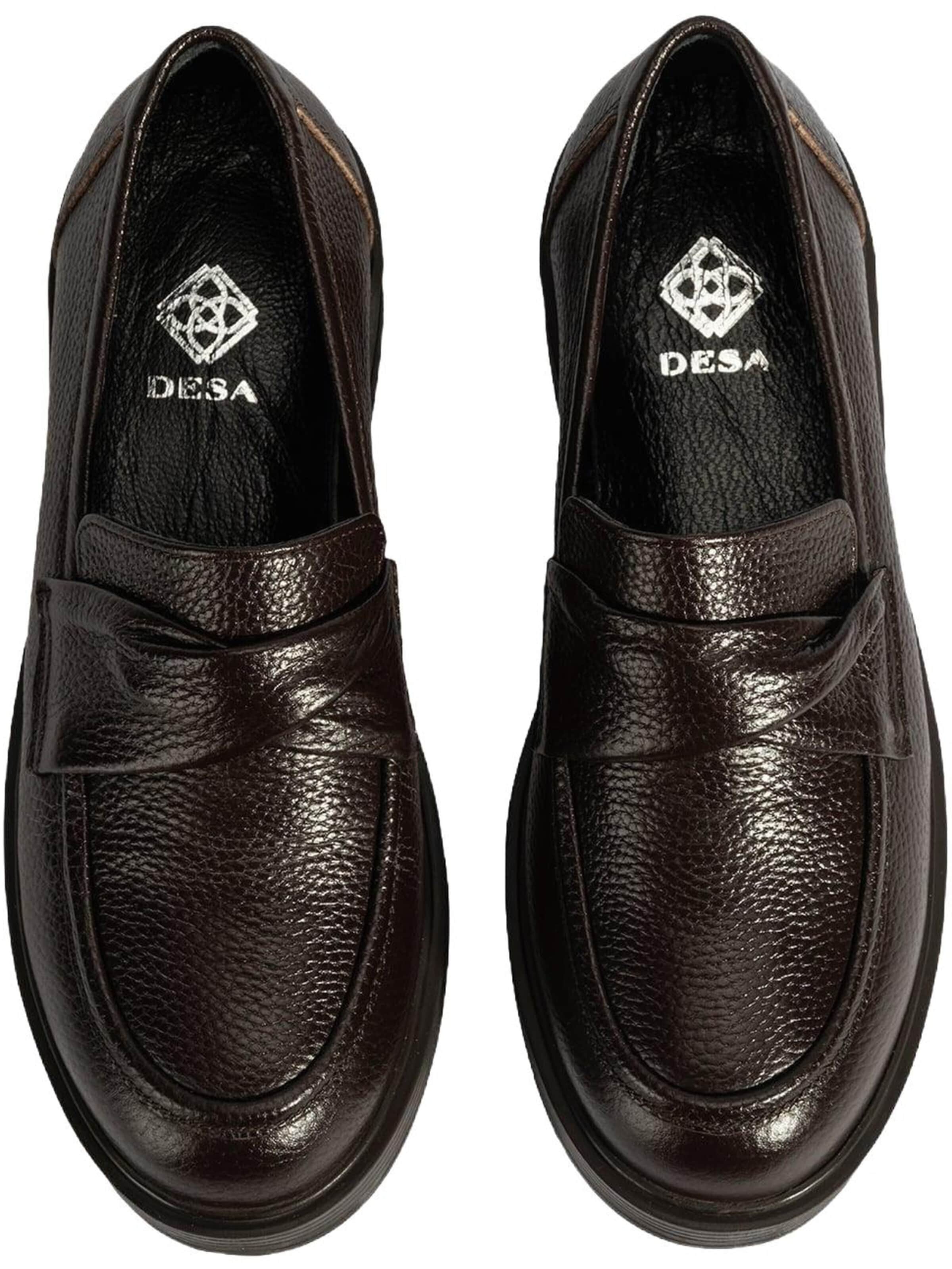 Desa - Zapatillas 'Loafer' en marrón