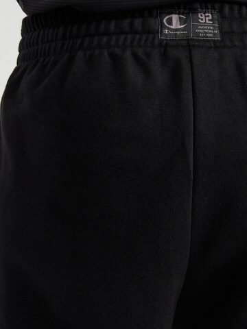 Champion Authentic Athletic Apparel Tapered Sporthose in Schwarz