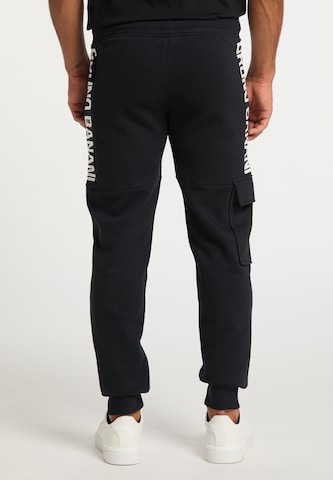 Effilé Pantalon cargo 'Ward' BRUNO BANANI en noir