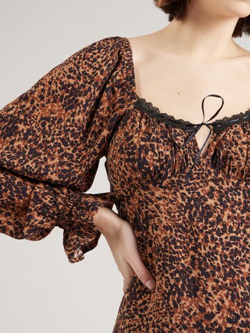 Miss Selfridge Mekko värissä musta