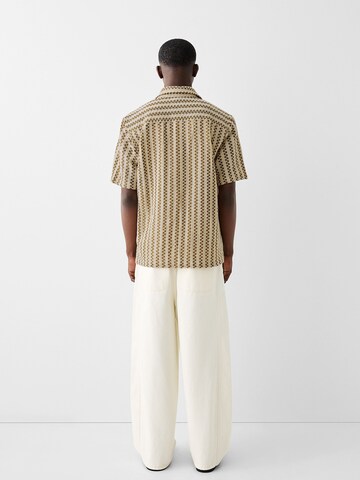 Bershka Comfort Fit Hemd in Grün