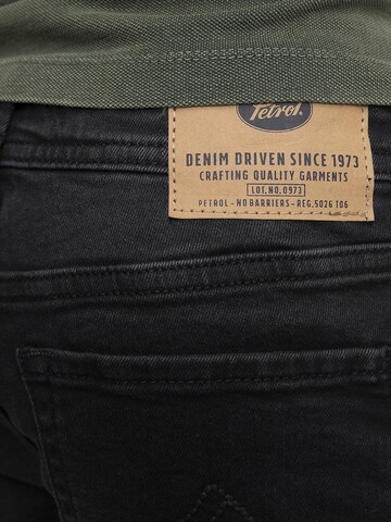 Petrol Industries Regular Jeans in Schwarz